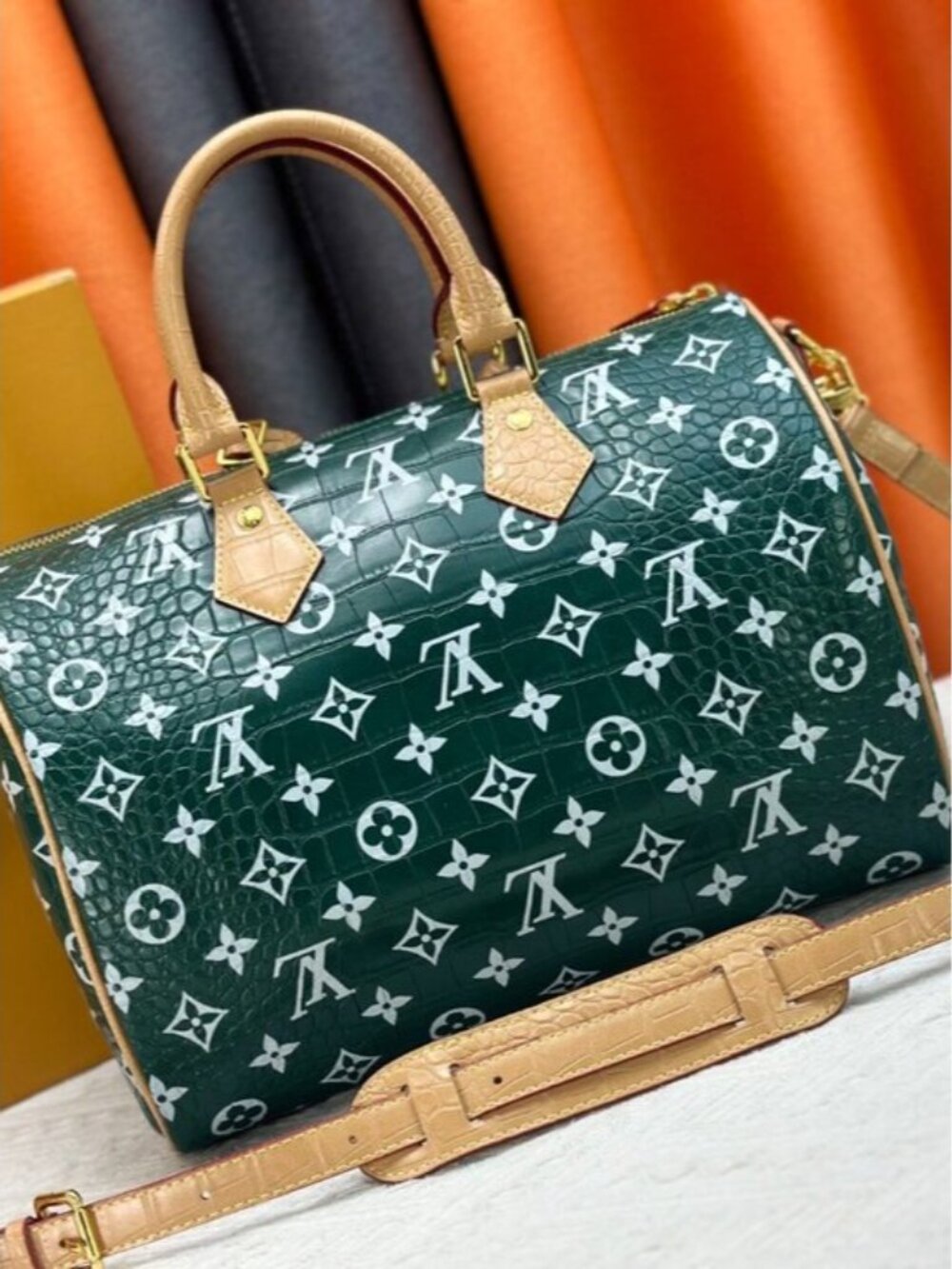 NWT - Louis Vuitton Authentic Bags - Picture 4 of 9